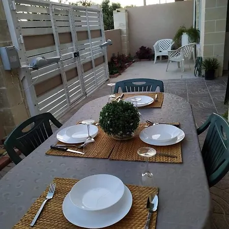 Homestay Jasmin At Bayview Pembroke